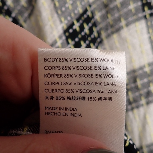 Anthropology Pilcro Breezy Button down Black Motif Long Sleeve top plaid size LP - Picture 6 of 11